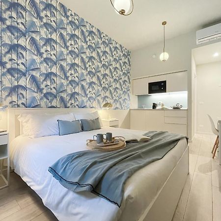 Blue Palm Jungle Studio Self Checkin Design Милано Екстериор снимка